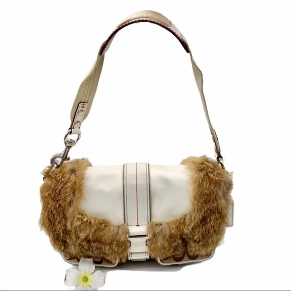 EUC COACH Fur Signature Ski Flap Shoulder Bag - Picture 4 of 16